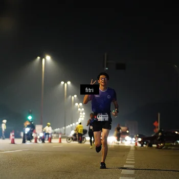 Runner Photo 7389511