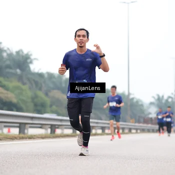 Runner Photo 7389591