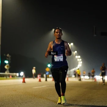 Runner Photo 7389592