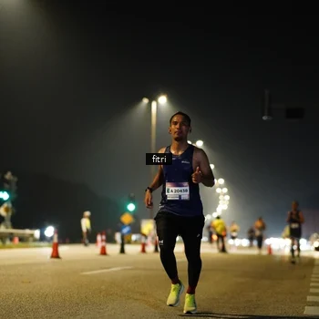 Runner Photo 7389594