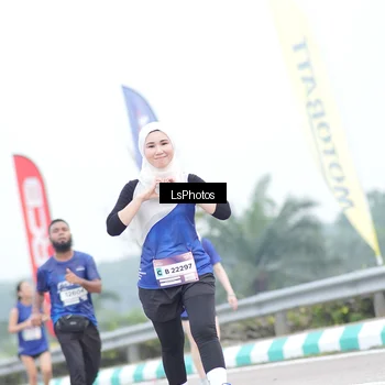 Runner Photo 7389610
