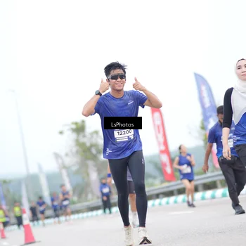 Runner Photo 7389664