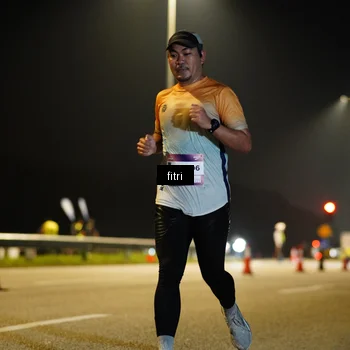 Runner Photo 7389715