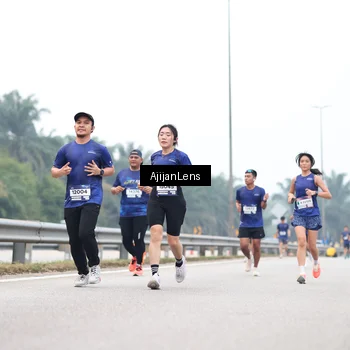 Runner Photo 7389744