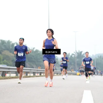 Runner Photo 7389776