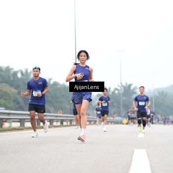 Runner Photo 7389786