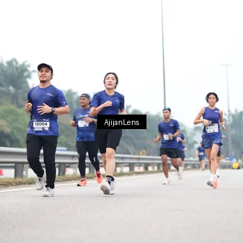 Runner Photo 7389797