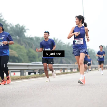 Runner Photo 7389804