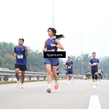 Runner Photo 7389806