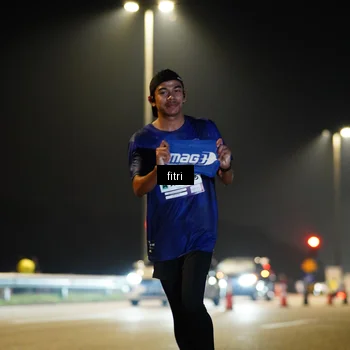 Runner Photo 7389809