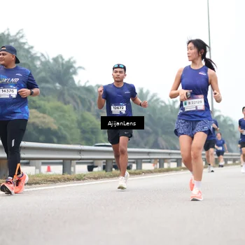 Runner Photo 7389813