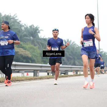 Runner Photo 7389834