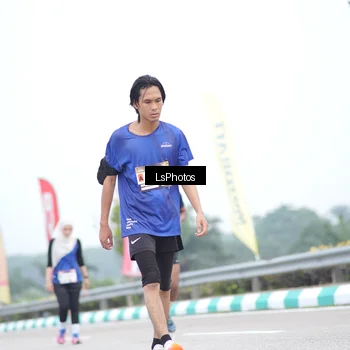 Runner Photo 7389848