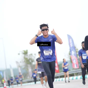 Runner Photo 7389850