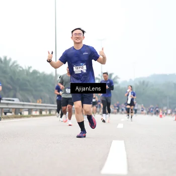 Runner Photo 7389910