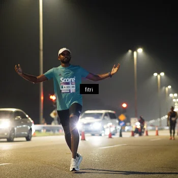 Runner Photo 7389923