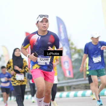 Runner Photo 7389932