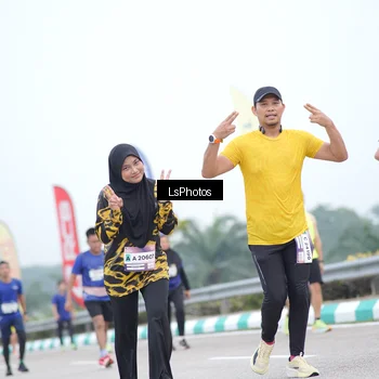 Runner Photo 7389948