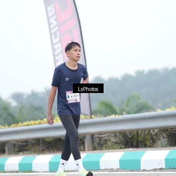 Runner Photo 7389950