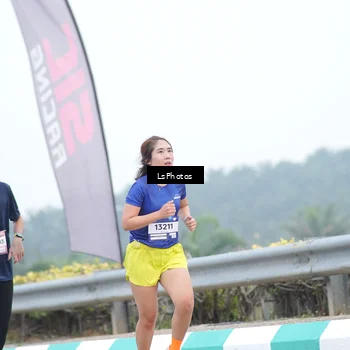 Runner Photo 7389970
