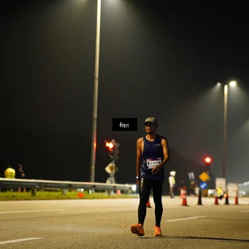 Runner Photo 7389976