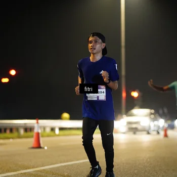 Runner Photo 7389985