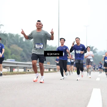 Runner Photo 7390000