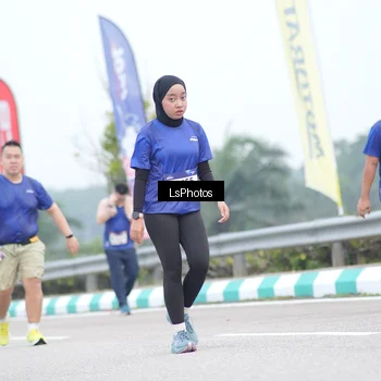 Runner Photo 7390004