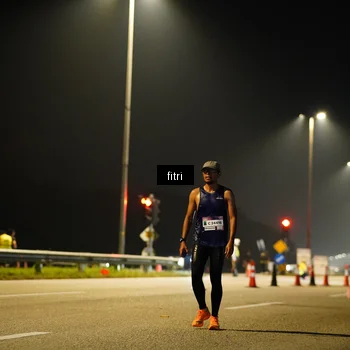 Runner Photo 7390006