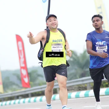 Runner Photo 7390007