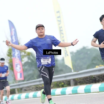 Runner Photo 7390021