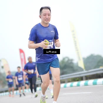 Runner Photo 7390047