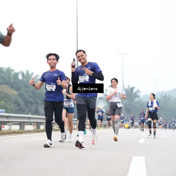 Runner Photo 7390053