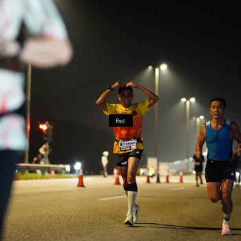 Runner Photo 7390064