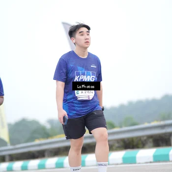 Runner Photo 7390068