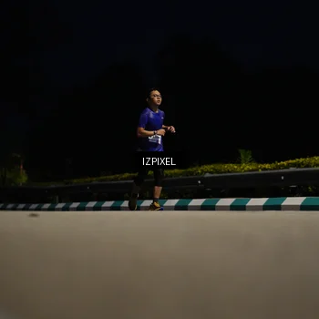Runner Photo 7390151