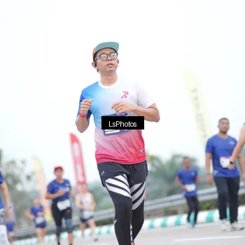 Runner Photo 7390163