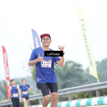 Runner Photo 7390172