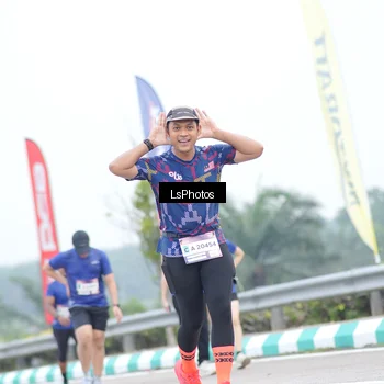 Runner Photo 7390173