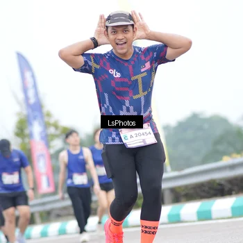 Runner Photo 7390178