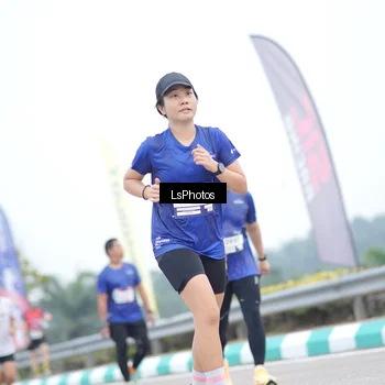 Runner Photo 7390198