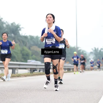 Runner Photo 7390221