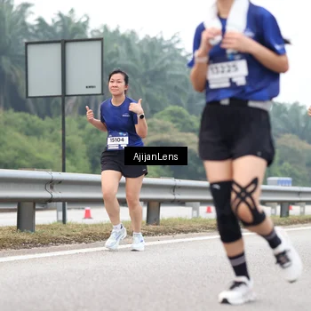 Runner Photo 7390259