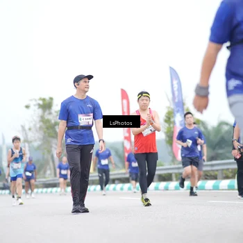 Runner Photo 7390281