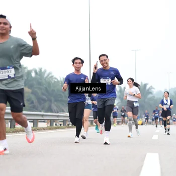 Runner Photo 7390288