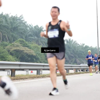 Runner Photo 7390293
