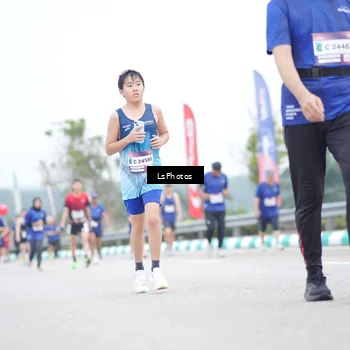 Runner Photo 7390325