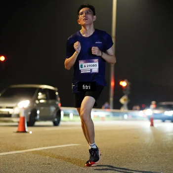 Runner Photo 7390336