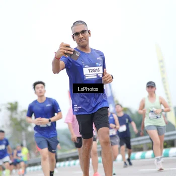 Runner Photo 7390351