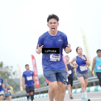 Runner Photo 7390359